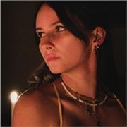 Passionnée d'art et diplômée d'un master 2 en infographie 2D/3D, et d'une prépa d'art traditionnel je propose des cours de dessin